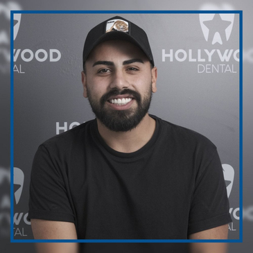 Slider image (6) Hollywood Dental Izmir Turkey